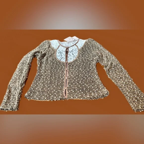 ONLY 1 LEFT, Size Medium Boho Brown and Ivory Ryu Top, Textured with Dot Detail - Picture 13 of 15